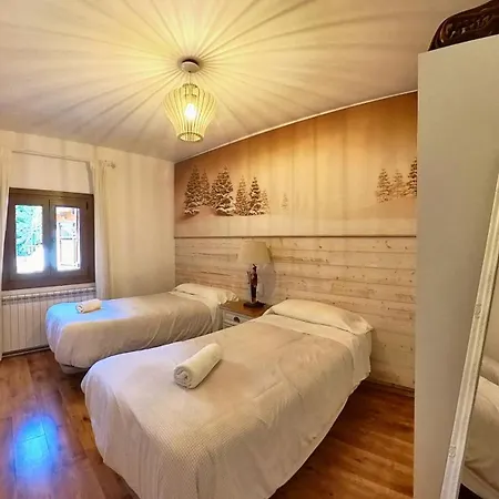 Casa Pelaire -tucasaenlospirineos Casa de Férias *