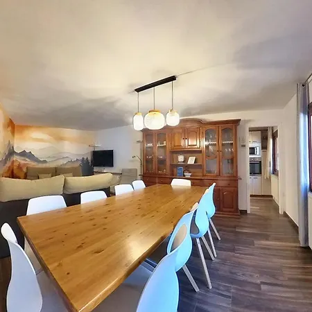 Casa Pelaire -tucasaenlospirineos Casa de Férias *