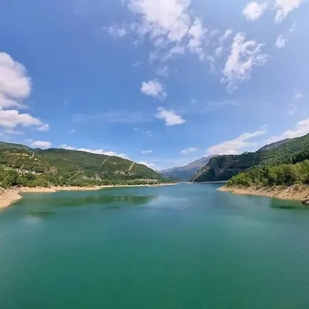 Casa Pelaire -tucasaenlospirineos Casa de Férias *